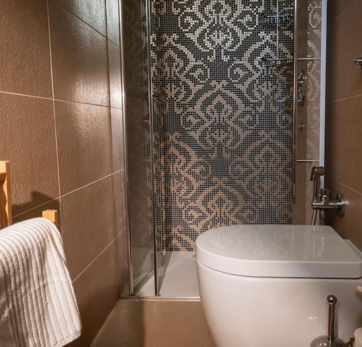 Merulana Penthouse: 5 Minutes Walk From Colosseum Екстериор снимка