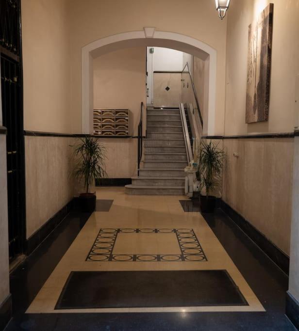 Merulana Penthouse: 5 Minutes Walk From Colosseum Екстериор снимка